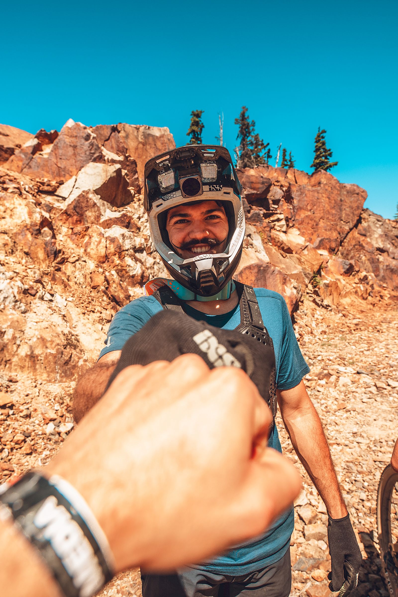 Vitor Büchli | El Tony Mate