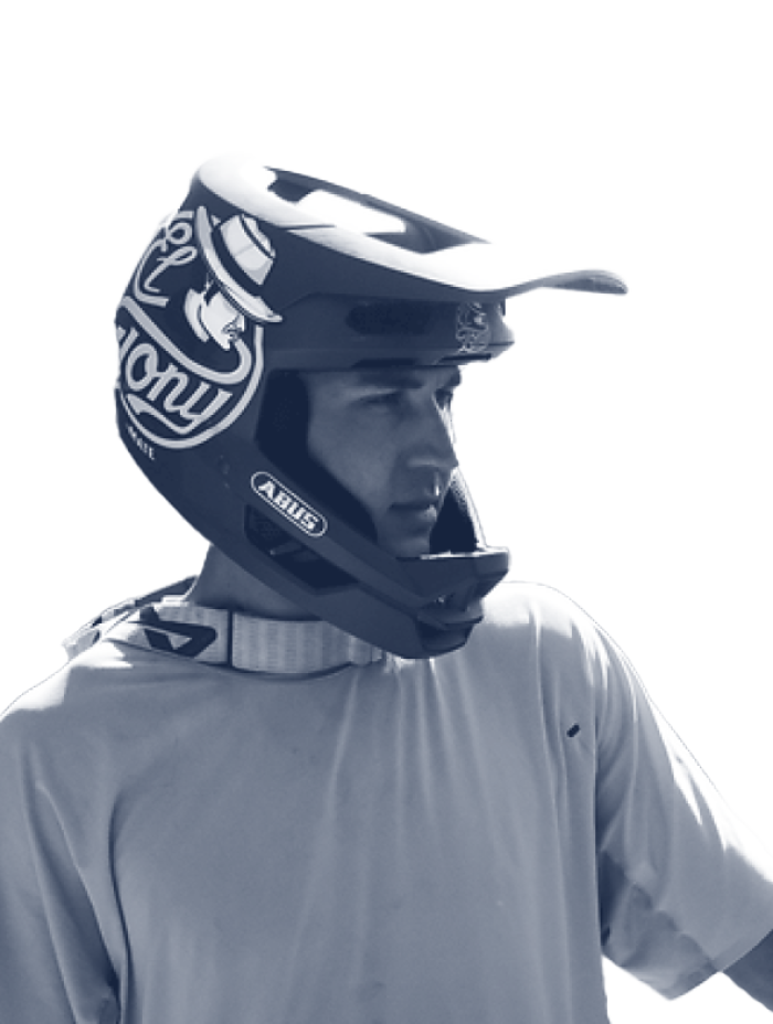 Lucas Huppert – El Tony Mate