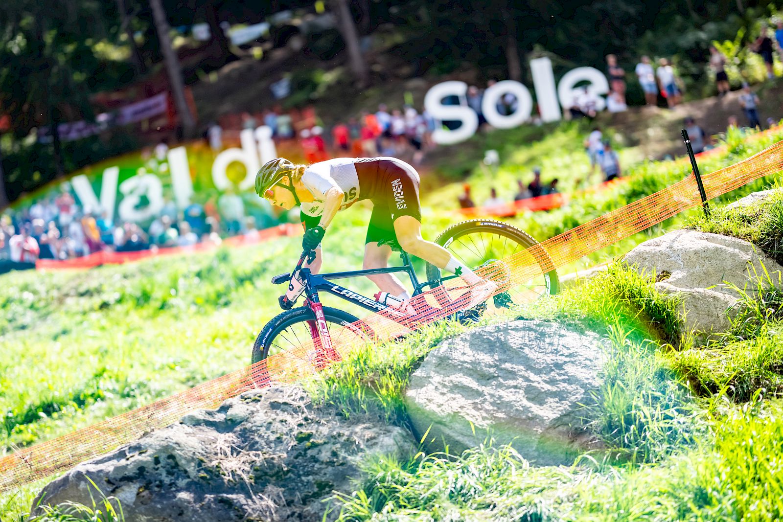 Nicole Koller wint brons op het WK MTB in Val di Sole